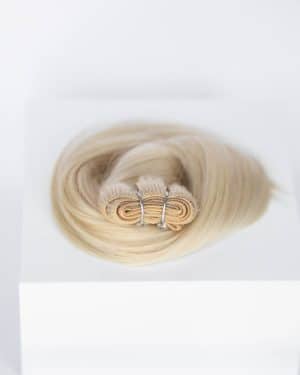 Beauvoir Hair Machine Weft 24" #60 Classic Blonde